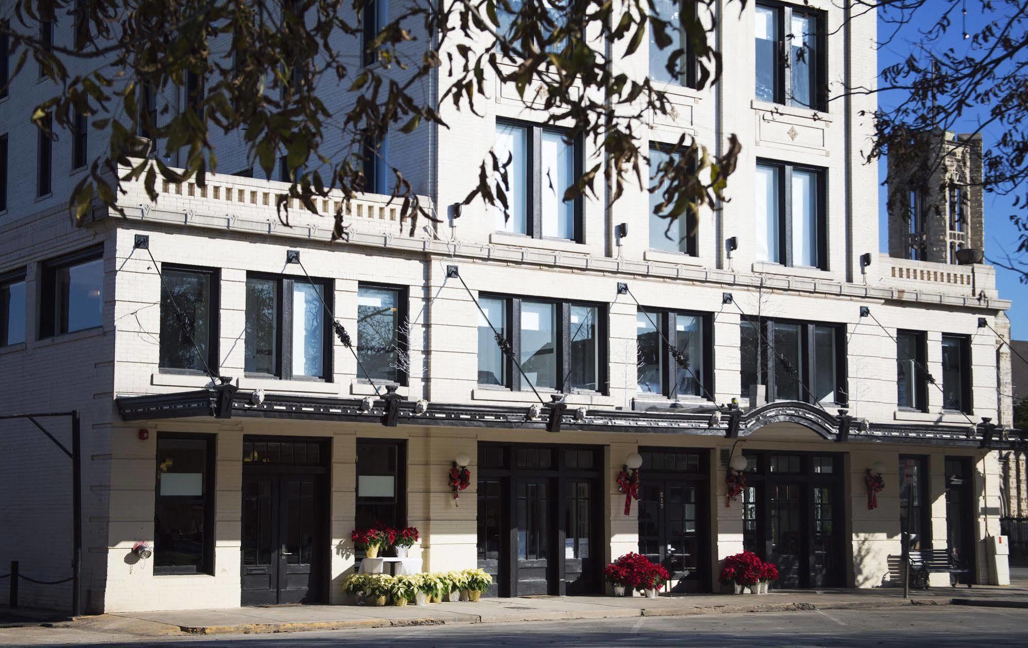 Park Plaza Hotel Seguin Eksteriør billede