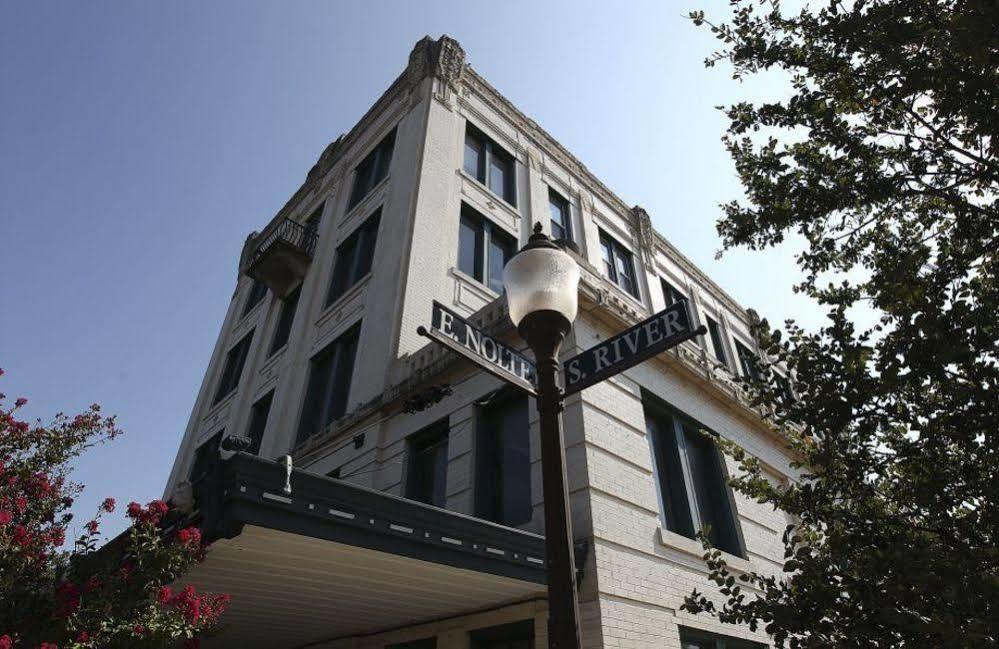 Park Plaza Hotel Seguin Eksteriør billede