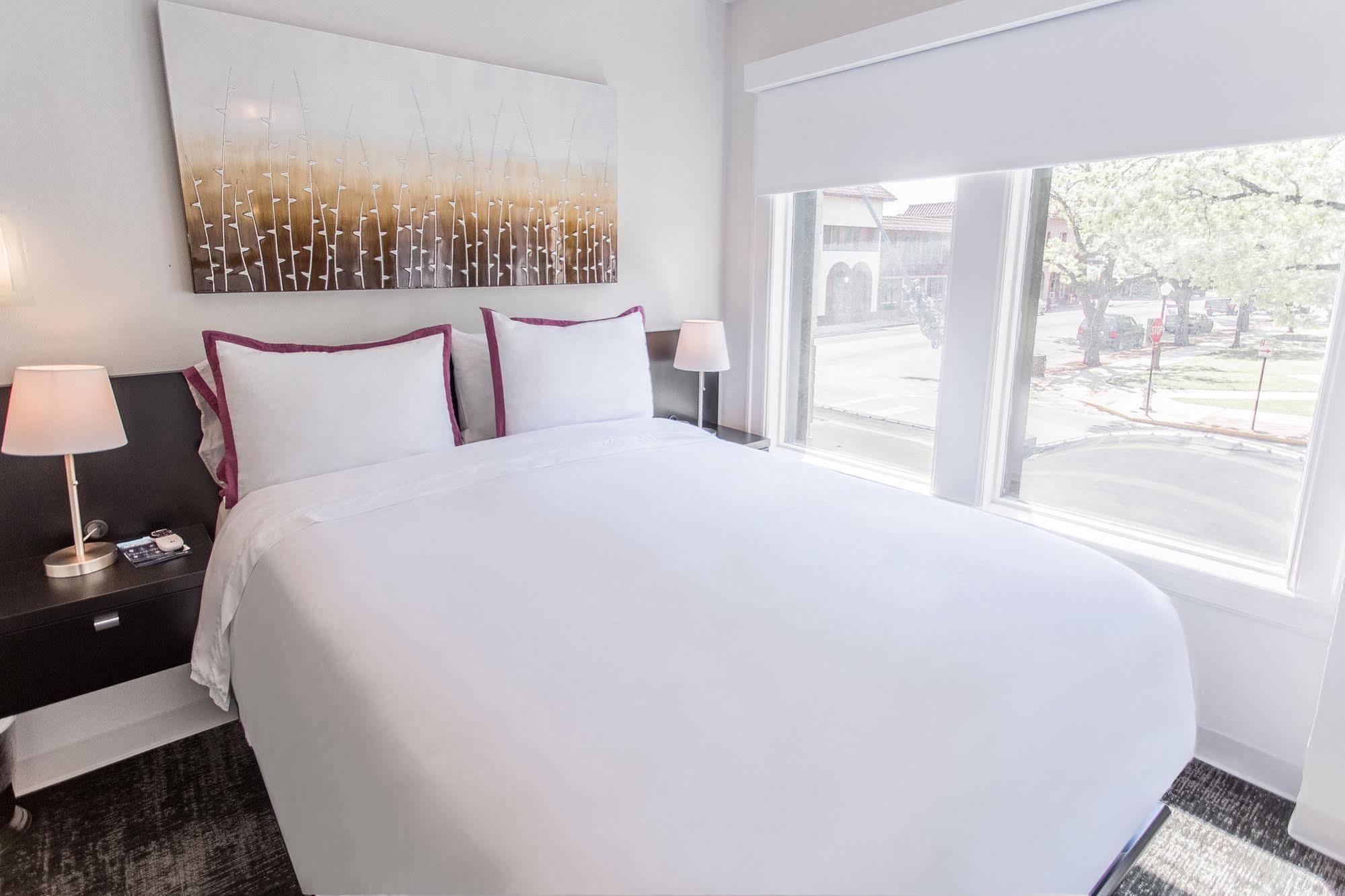 Park Plaza Hotel Seguin Eksteriør billede